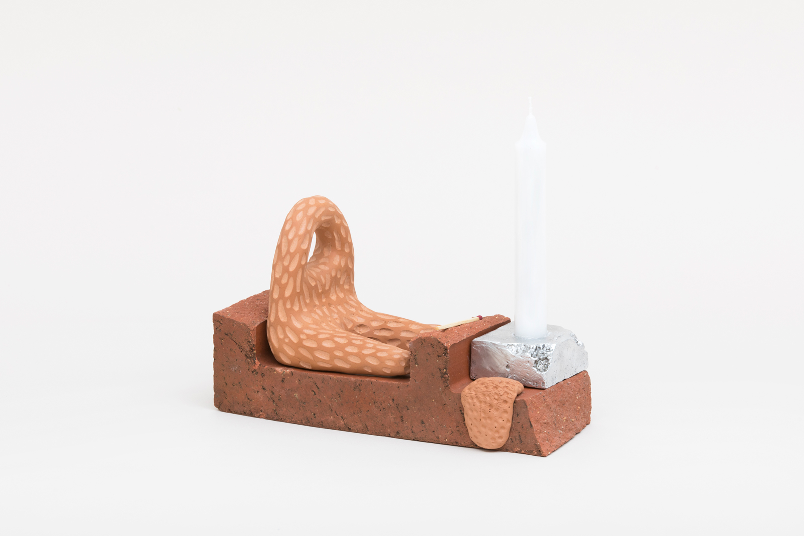 SOUVENIR 140 - BRICK CANDLE NO.6