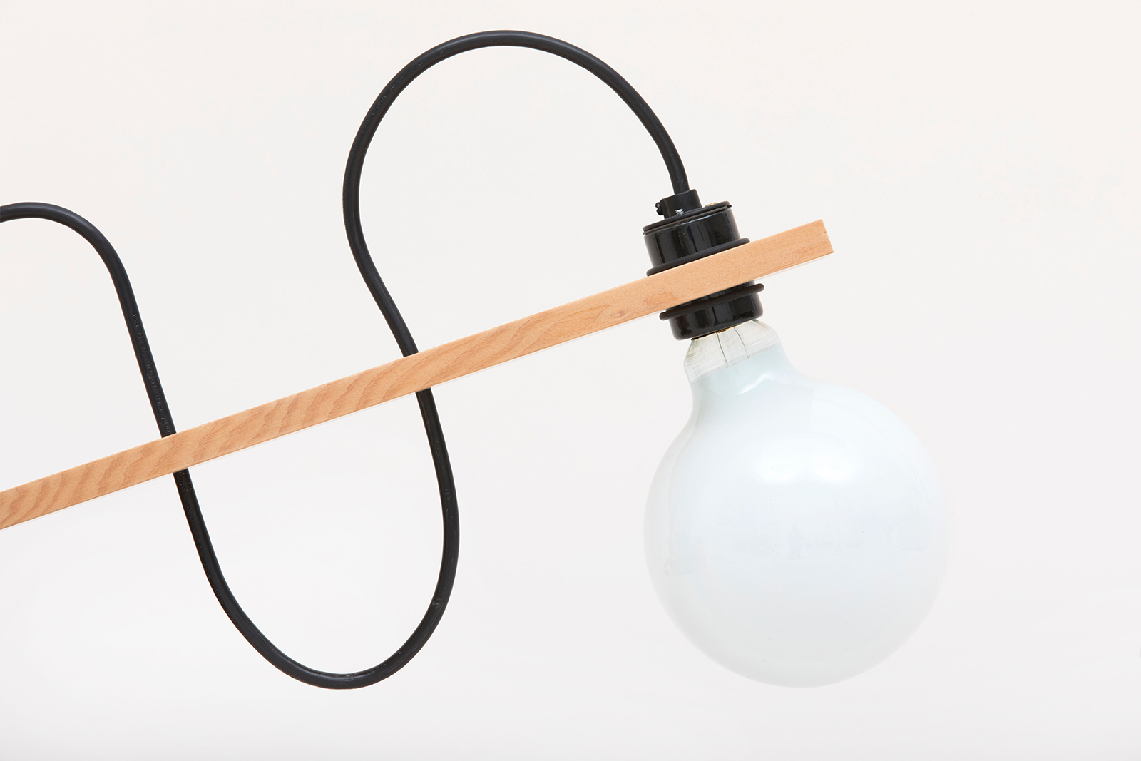 DETAIL: SOUVENIR 146 - COUNTERWEIGHT LIGHT NO.1